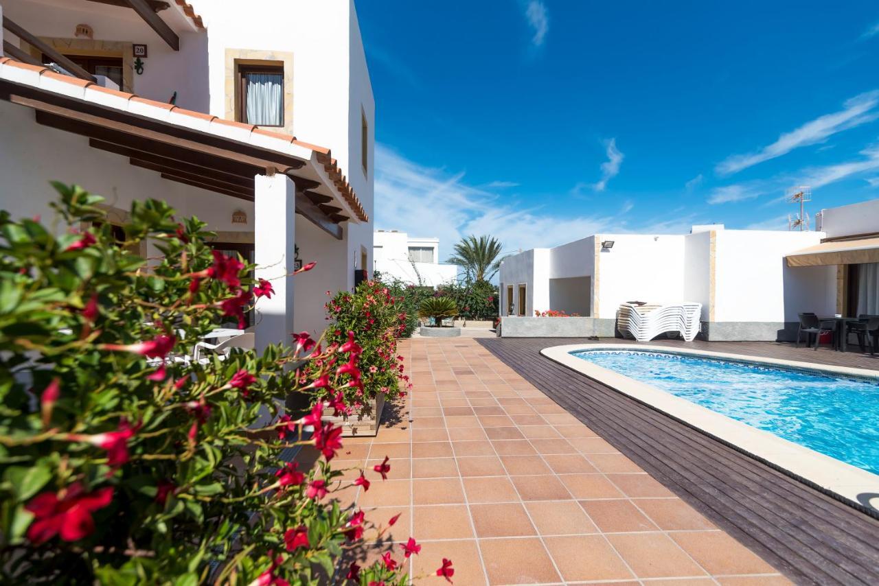 Apartamentos Mar Y Sal La Savina  Exterior photo