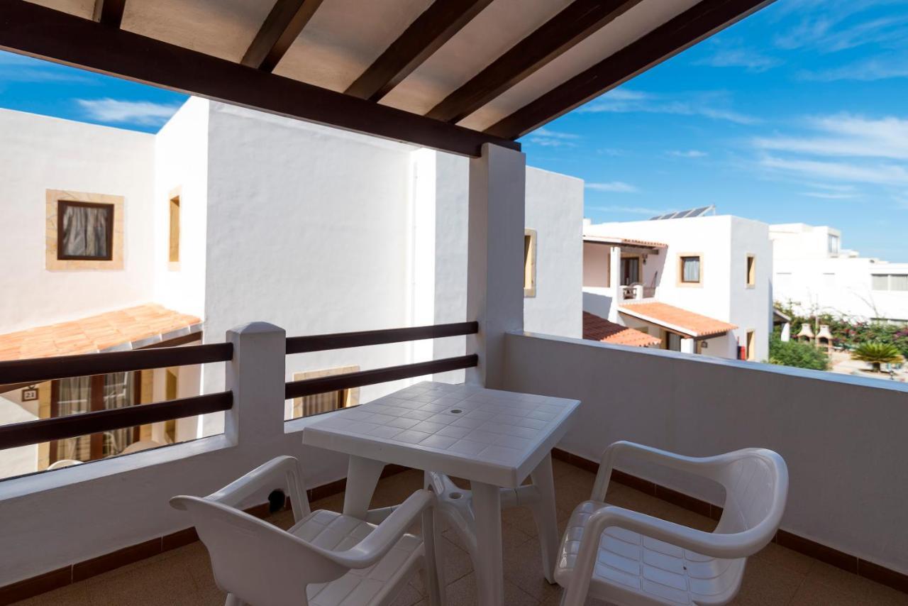 Apartamentos Mar Y Sal La Savina  Exterior photo