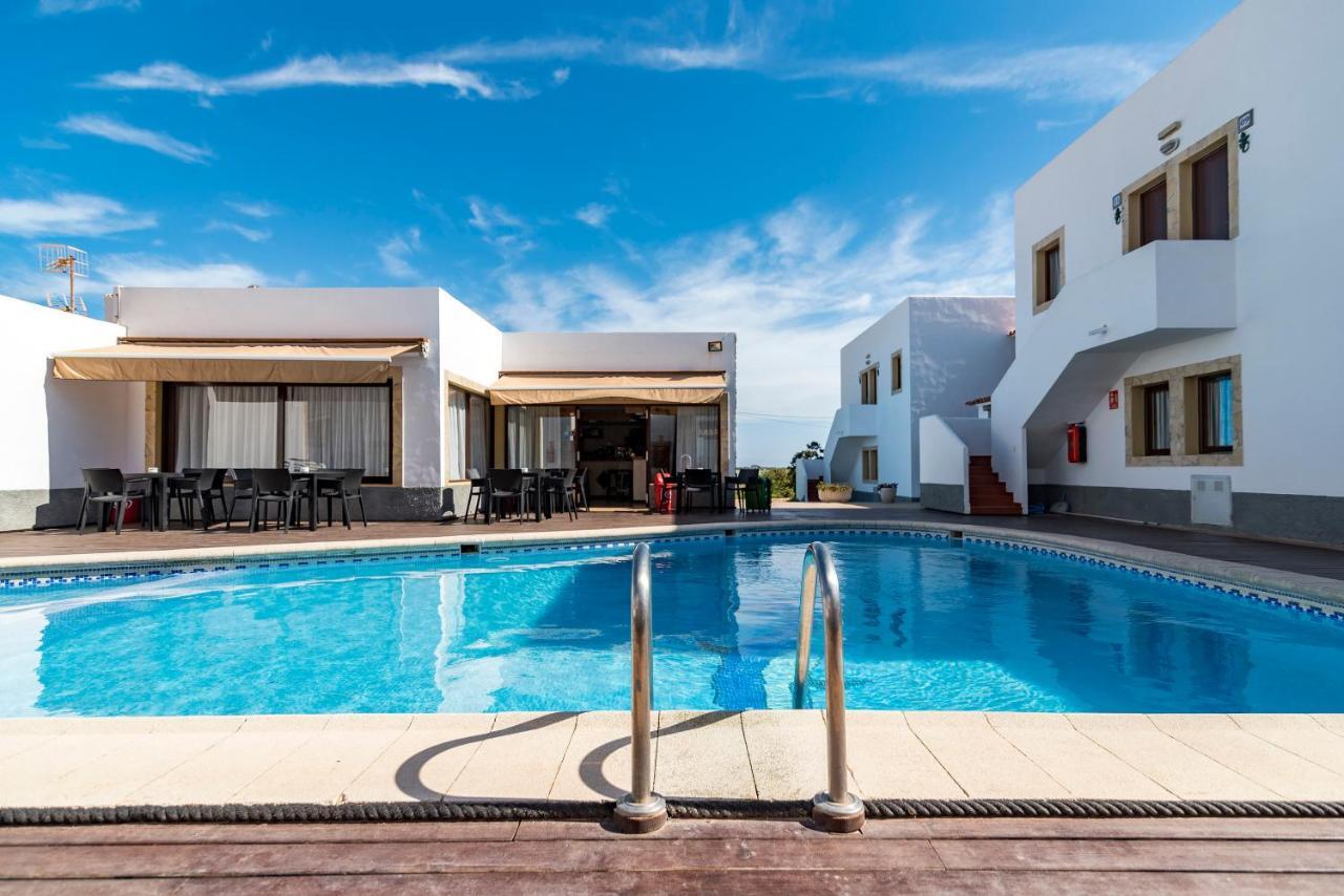 Apartamentos Mar Y Sal La Savina  Exterior photo